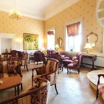 Sophiendal Manor Låsby