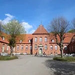 Sophiendal Manor