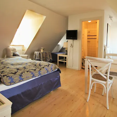 Sophiendal Manor 4*